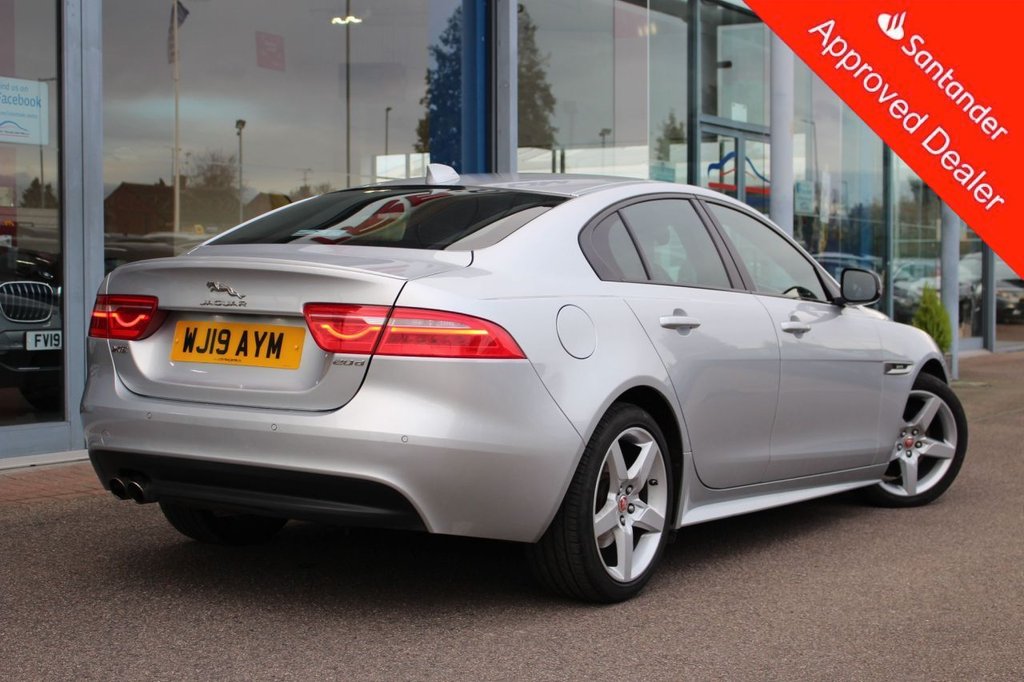 Used Jaguar XE 2019 for sale - 76439284: Photo 3