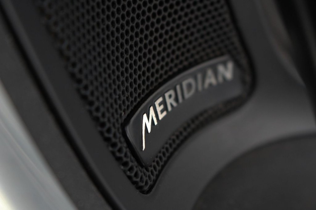 Used Land Rover Discovery Sport 2017 for sale - 76841626: Photo 11