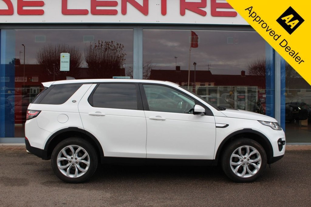 Used Land Rover Discovery Sport 2017 for sale - 76841626: Photo 3