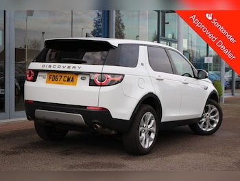 Used Land Rover Discovery Sport 2017 for sale - 76841626: Photo