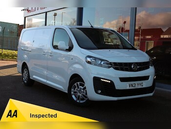 Vauxhall Vivaro feature image