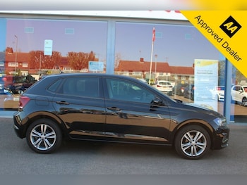 Used Volkswagen Polo 2019 for sale - 78382484: Photo