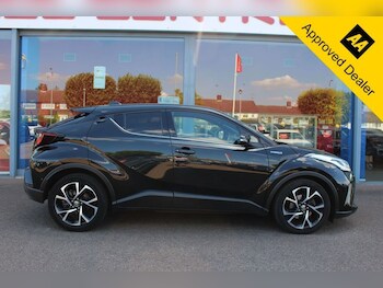 Used Toyota C-HR 2020 for sale - 75087268: Photo