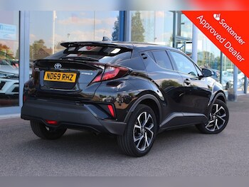 Used Toyota C-HR 2020 for sale - 75087268: Photo