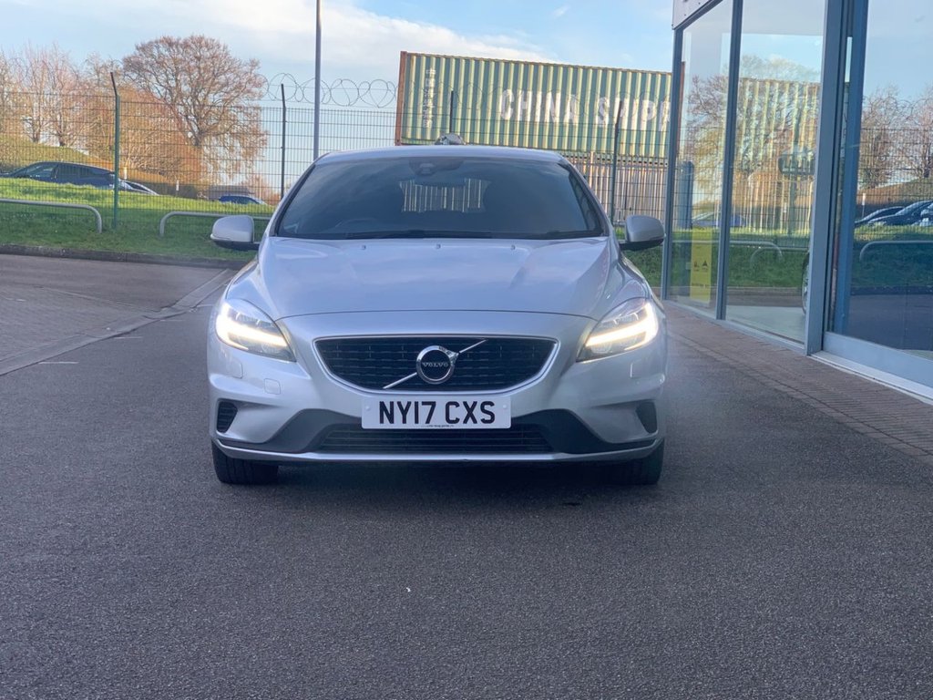 Used Volvo V40 2017 for sale - 77891130: Photo 10