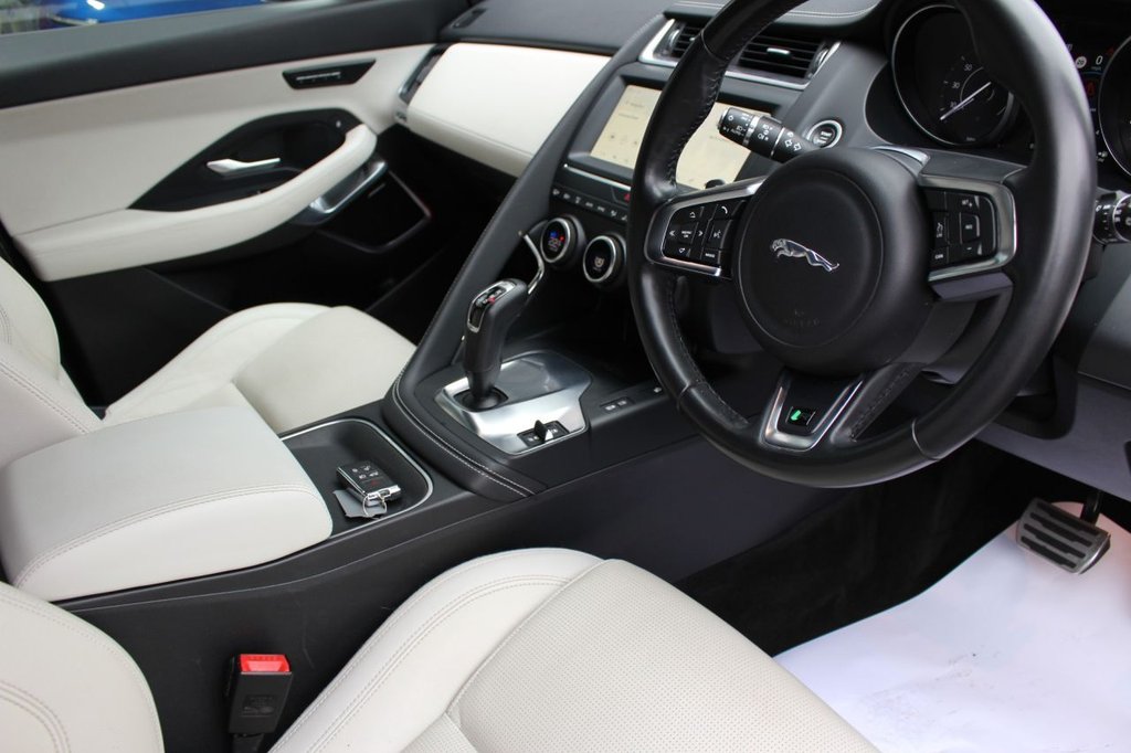 Used Jaguar E-Pace 2018 for sale - 77421820: Photo 10