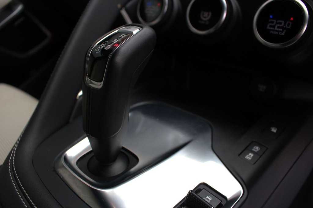 Used Jaguar E-Pace 2018 for sale - 77421820: Photo 16