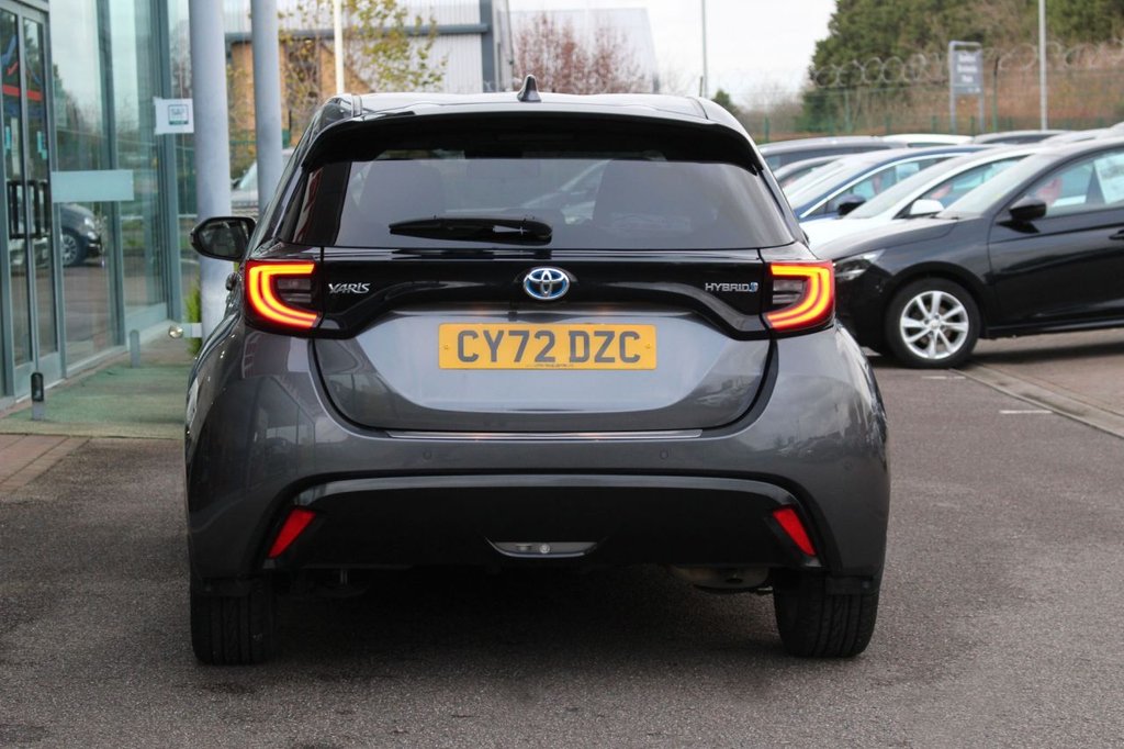 Used Toyota Yaris 2022 for sale - 76821139: Photo 6