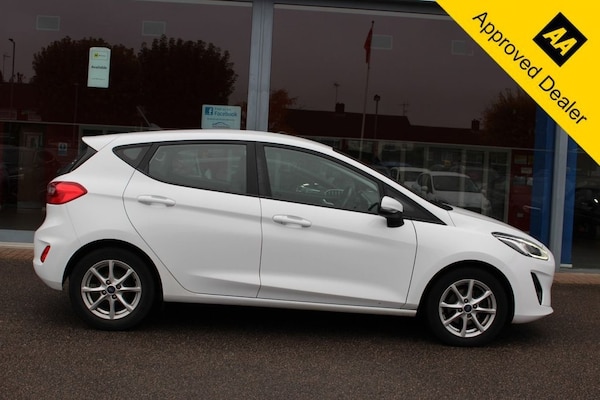 Used Ford Fiesta 2019 for sale - 76267180: Photo 2