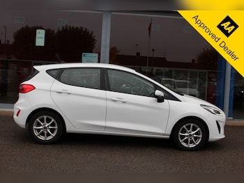 Used Ford Fiesta 2019 for sale - 76267180: Photo 2