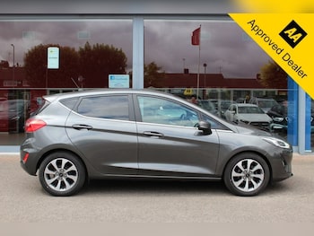 Used Ford Fiesta 2017 for sale - 75433008: Photo