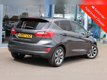 Used Ford Fiesta 2017 for sale - 75433008: Photo