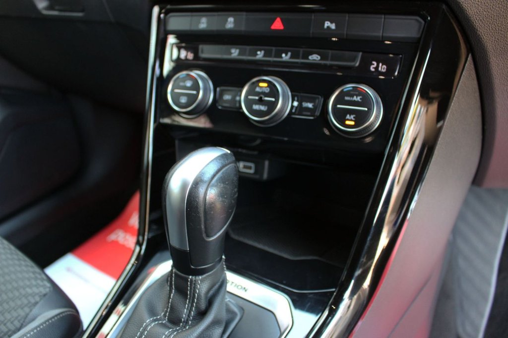 Used Volkswagen T-Roc 2020 for sale - 75960859: Photo 13