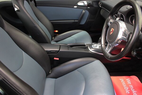 Used Porsche 911 2010 for sale - 70963878: Photo 10
