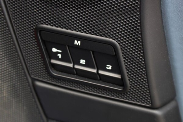 Used Porsche 911 2010 for sale - 70963878: Photo 13