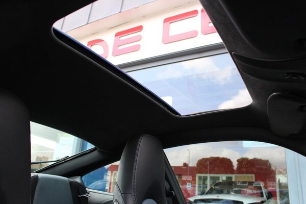 Used Porsche 911 2010 for sale - 70963878: Photo 16