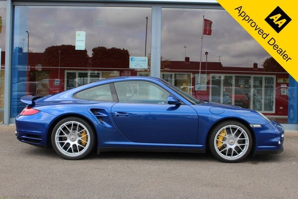 Used Porsche 911 2010 for sale - 70963878: Photo 2