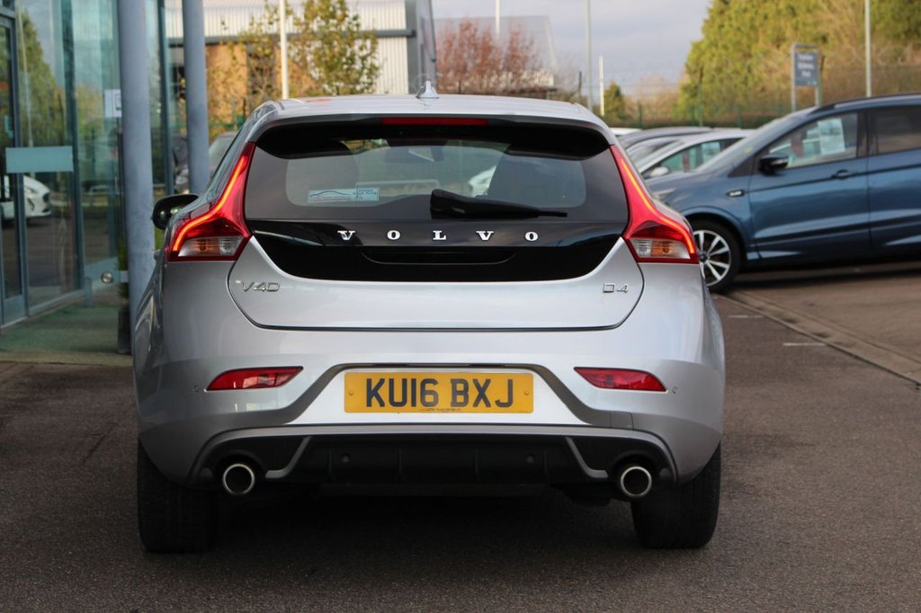 Used Volvo V40 2016 for sale - 76725056: Photo 6