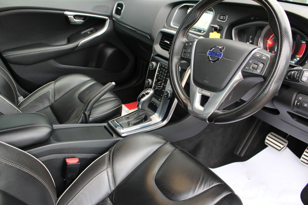 Used Volvo V40 2016 for sale - 76725056: Photo 9