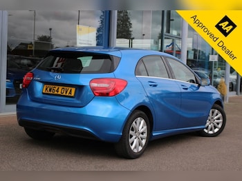 Used Mercedes-Benz A-Class 2015 for sale - 78607258: Photo