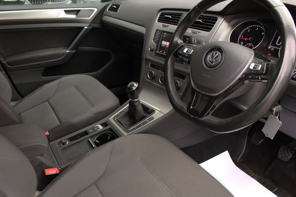 Used Volkswagen Golf 2016 for sale - 76172895: Photo 9