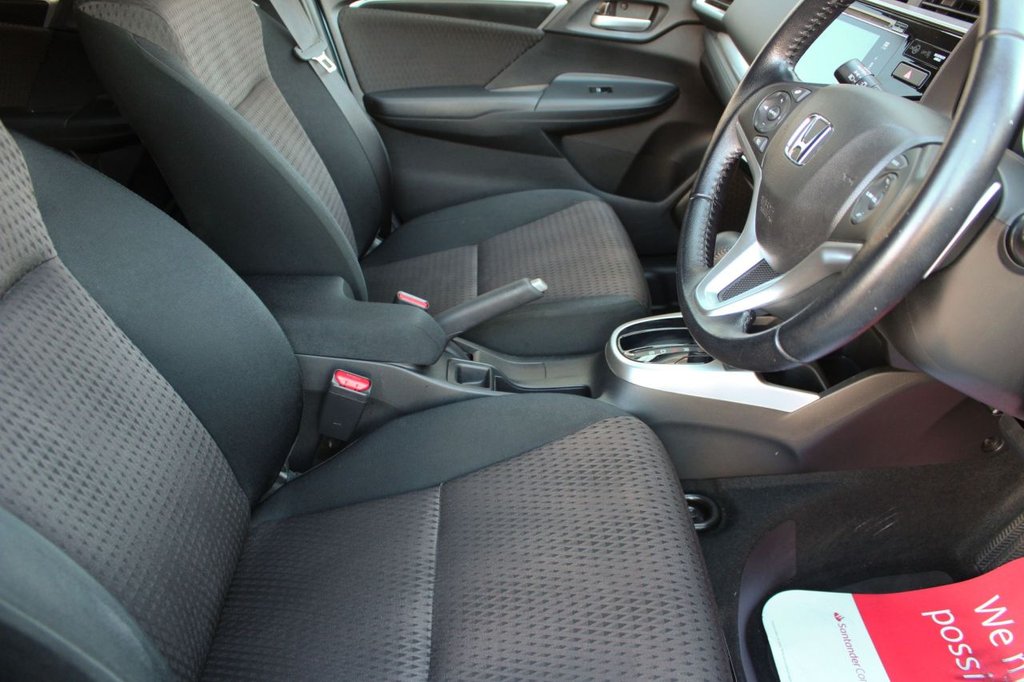 Used Honda Jazz 2018 for sale - 76172985: Photo 10