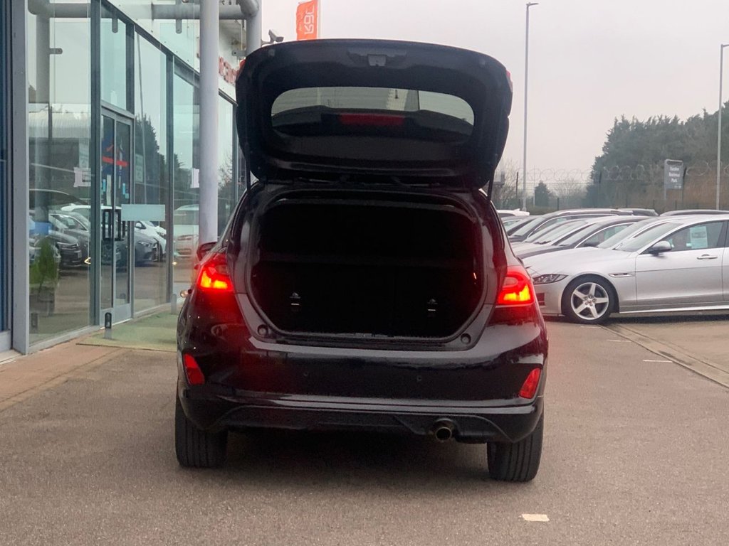 Used Ford Fiesta 2018 for sale - 77037905: Photo 14