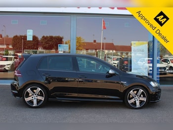 Used Volkswagen Golf 2014 for sale - 78694120: Photo