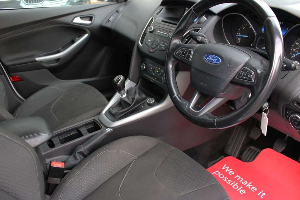 Used Ford Focus 2015 for sale - 76312862: Photo 9