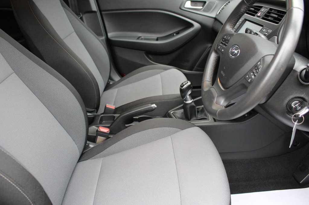 Used Hyundai i20 2019 for sale - 76267184: Photo 10