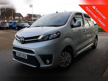 Used Toyota PROACE CITY Verso 2017 for sale - 76848398: Photo
