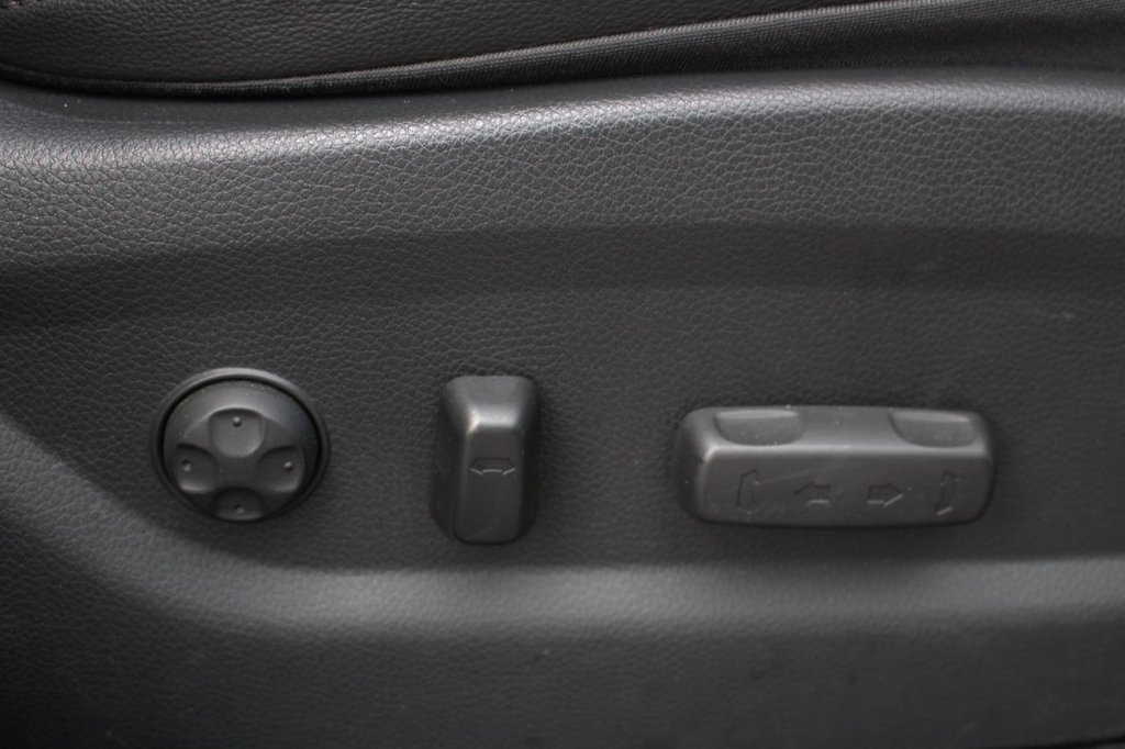 Used Hyundai Santa Fe 2015 for sale - 76698298: Photo 14