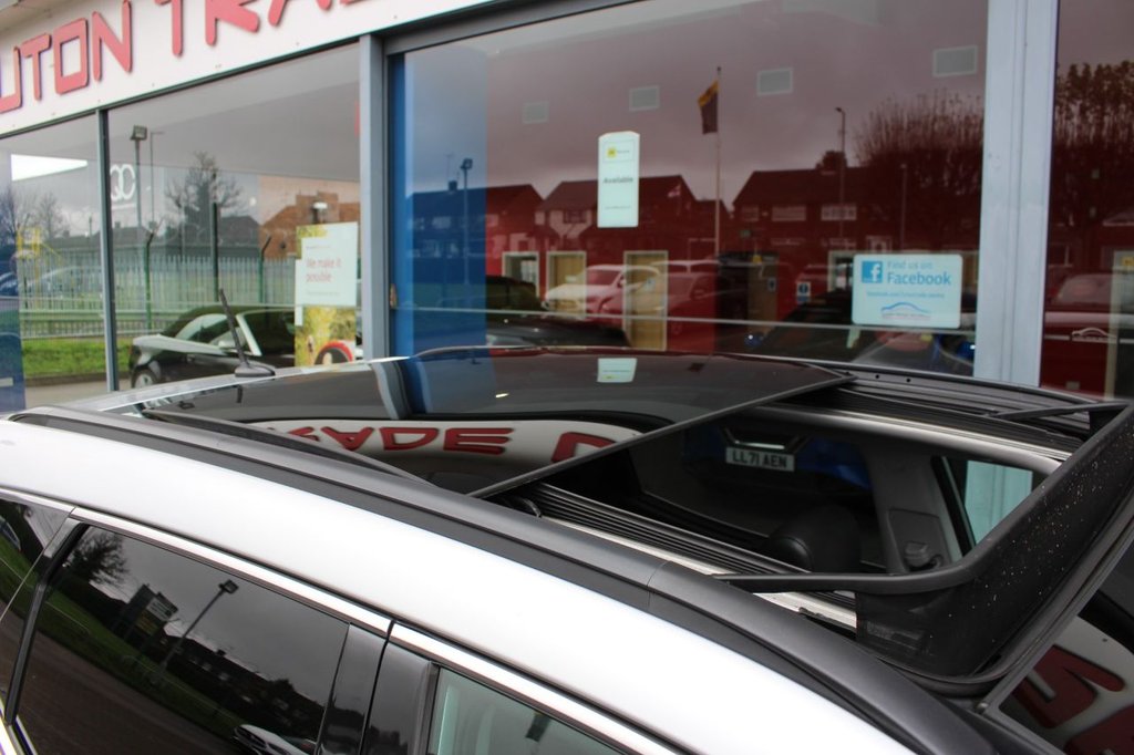 Used Hyundai Santa Fe 2015 for sale - 76698298: Photo 2