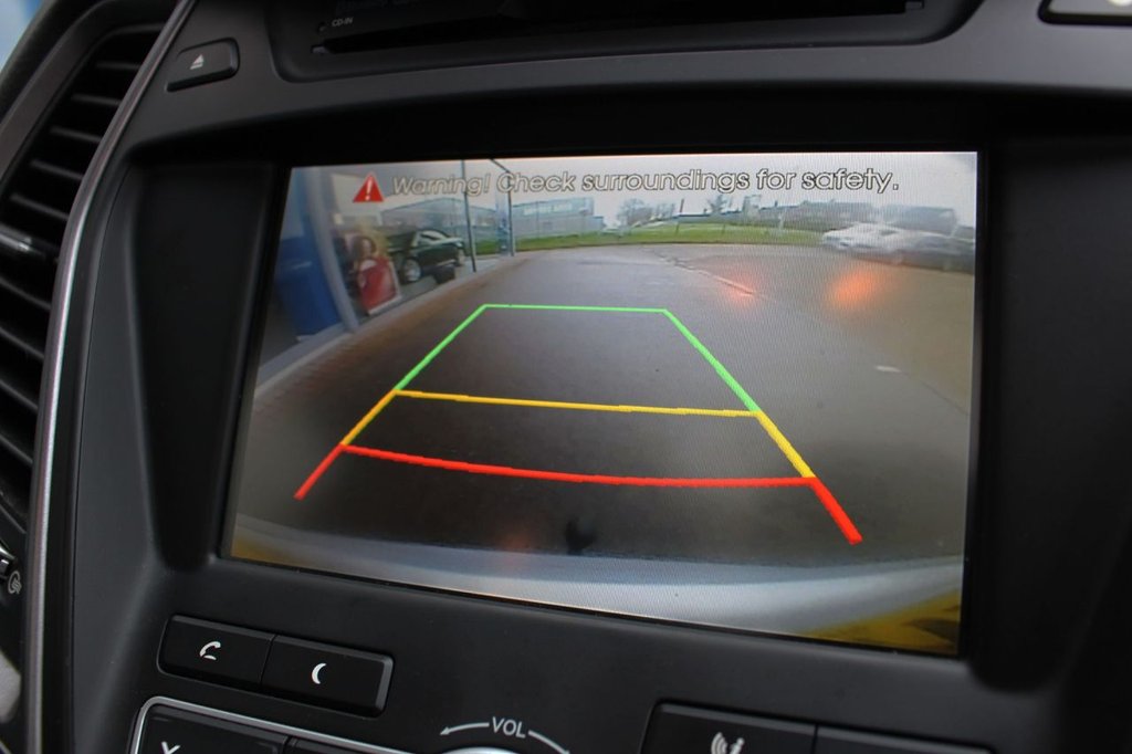 Used Hyundai Santa Fe 2015 for sale - 76698298: Photo 21