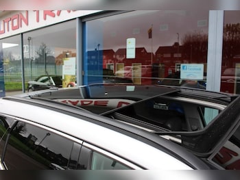 Used Hyundai Santa Fe 2015 for sale - 76698298: Photo