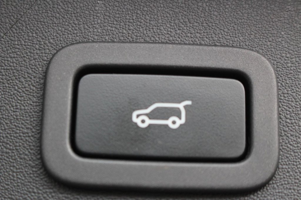 Used Land Rover Discovery Sport 2019 for sale - 77642770: Photo 8