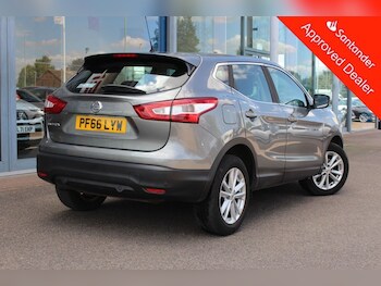 Used Nissan Qashqai 2016 for sale - 75171057: Photo