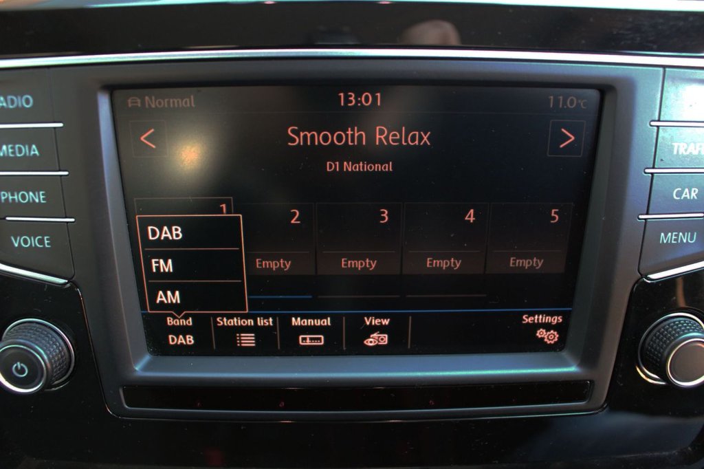 Used Volkswagen Touran 2017 for sale - 76768754: Photo 16