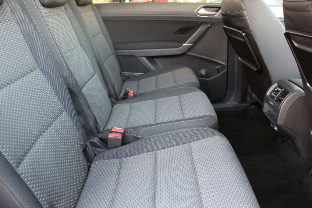 Used Volkswagen Touran 2017 for sale - 76768754: Photo 17