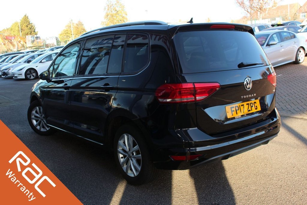 Used Volkswagen Touran 2017 for sale - 76768754: Photo 5