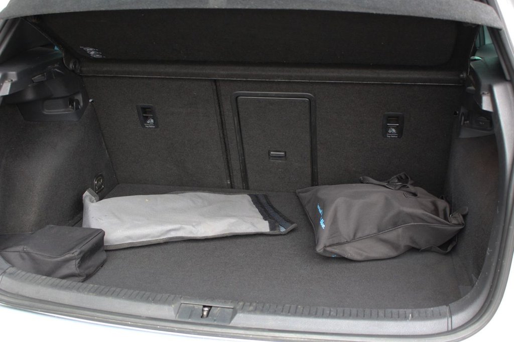 Used Volkswagen Golf 2015 for sale - 77632141: Photo 10