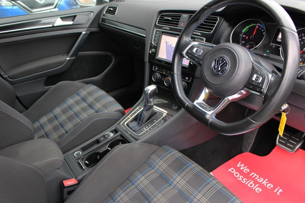 Used Volkswagen Golf 2015 for sale - 77632141: Photo 12