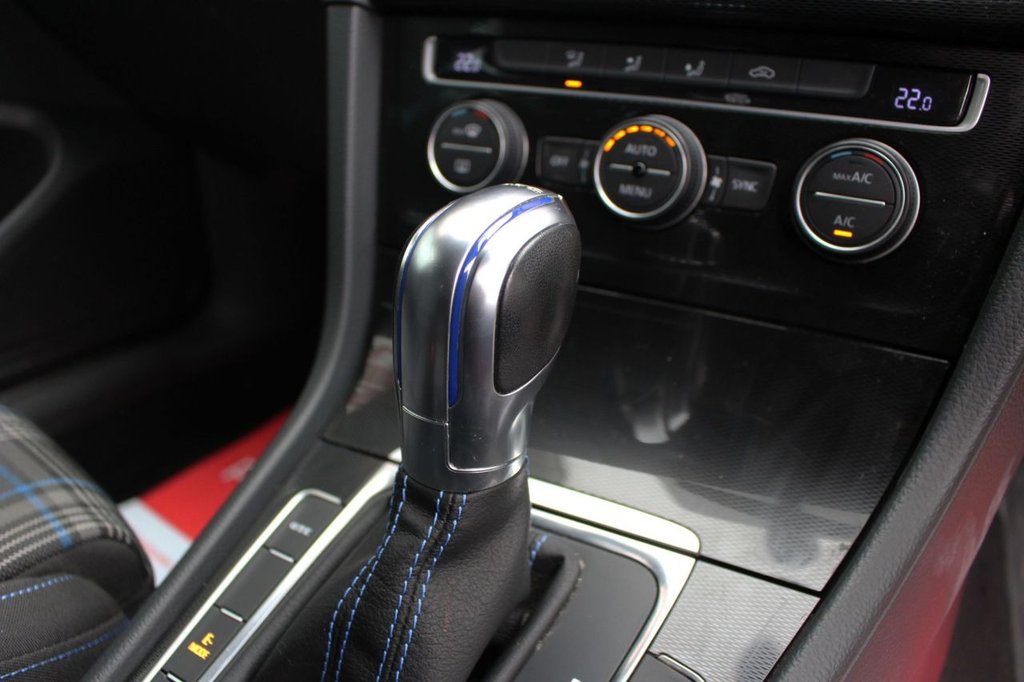 Used Volkswagen Golf 2015 for sale - 77632141: Photo 14