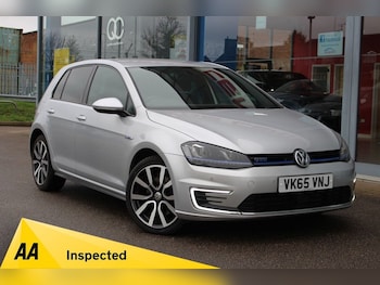 Used Volkswagen Golf 2015 for sale - 77632141: Photo