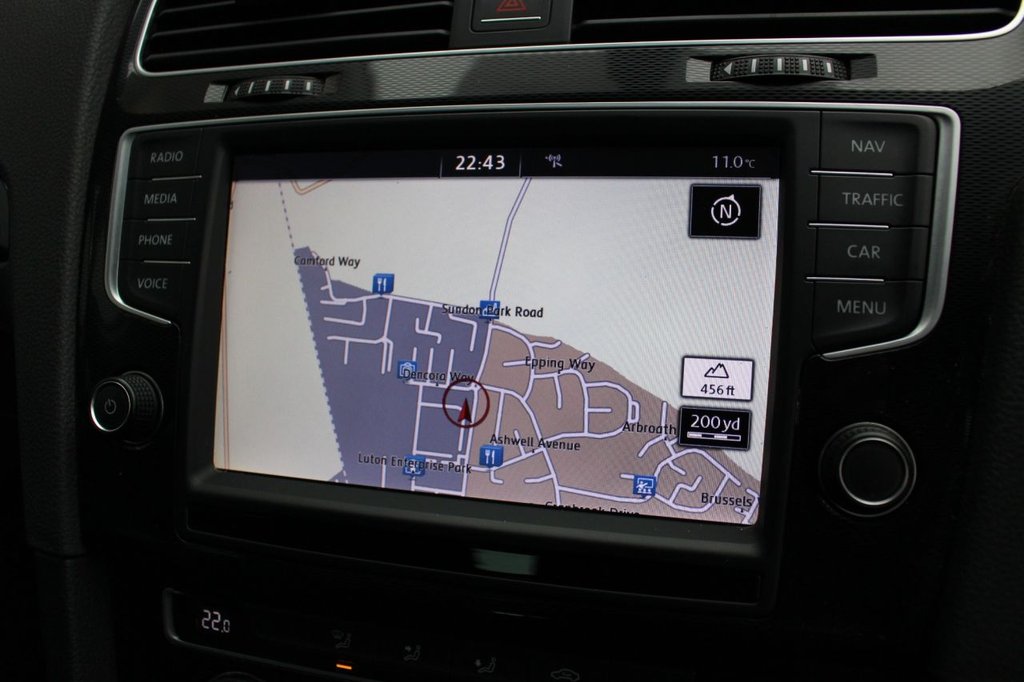 Used Volkswagen Golf 2015 for sale - 77632141: Photo 2