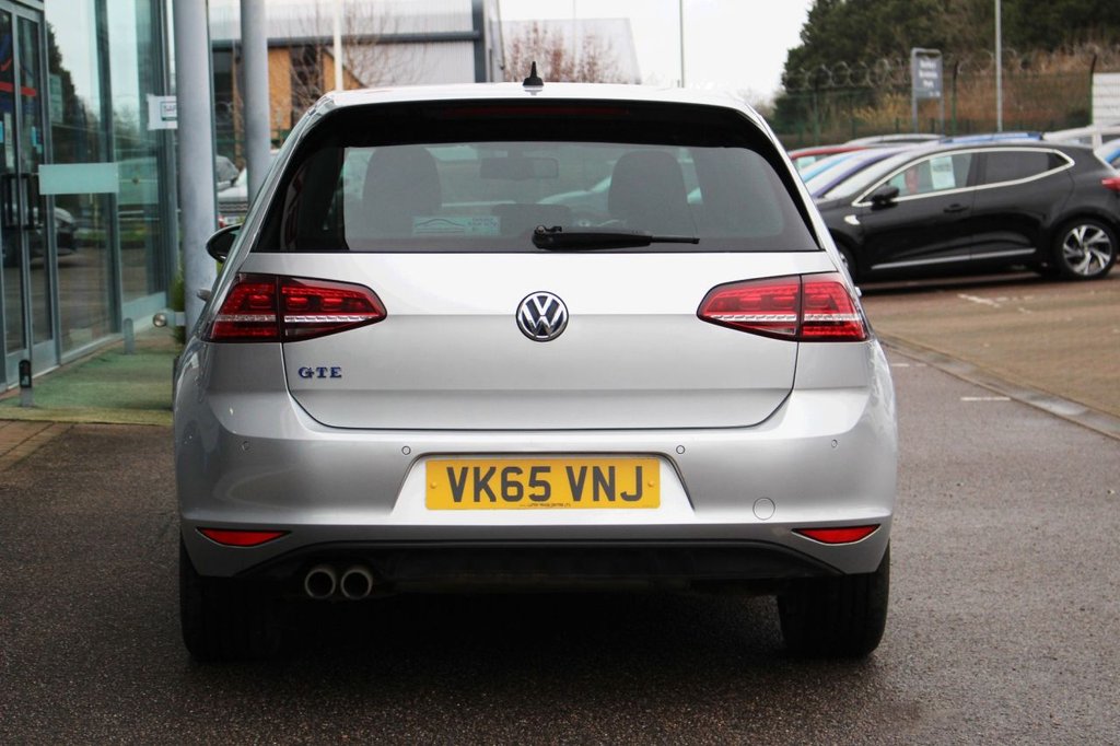 Used Volkswagen Golf 2015 for sale - 77632141: Photo 8