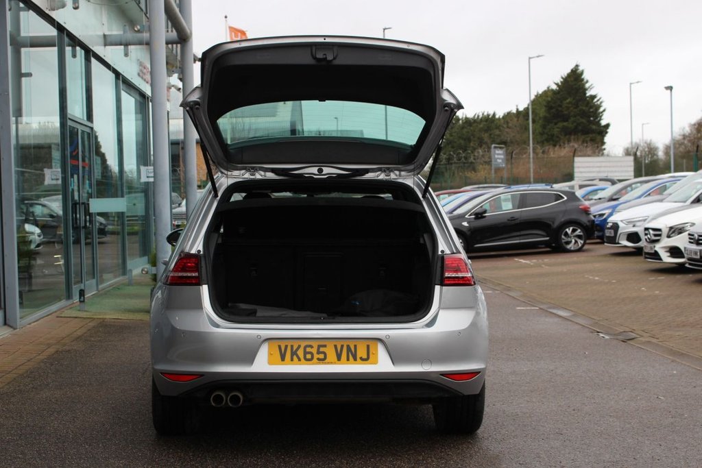 Used Volkswagen Golf 2015 for sale - 77632141: Photo 9