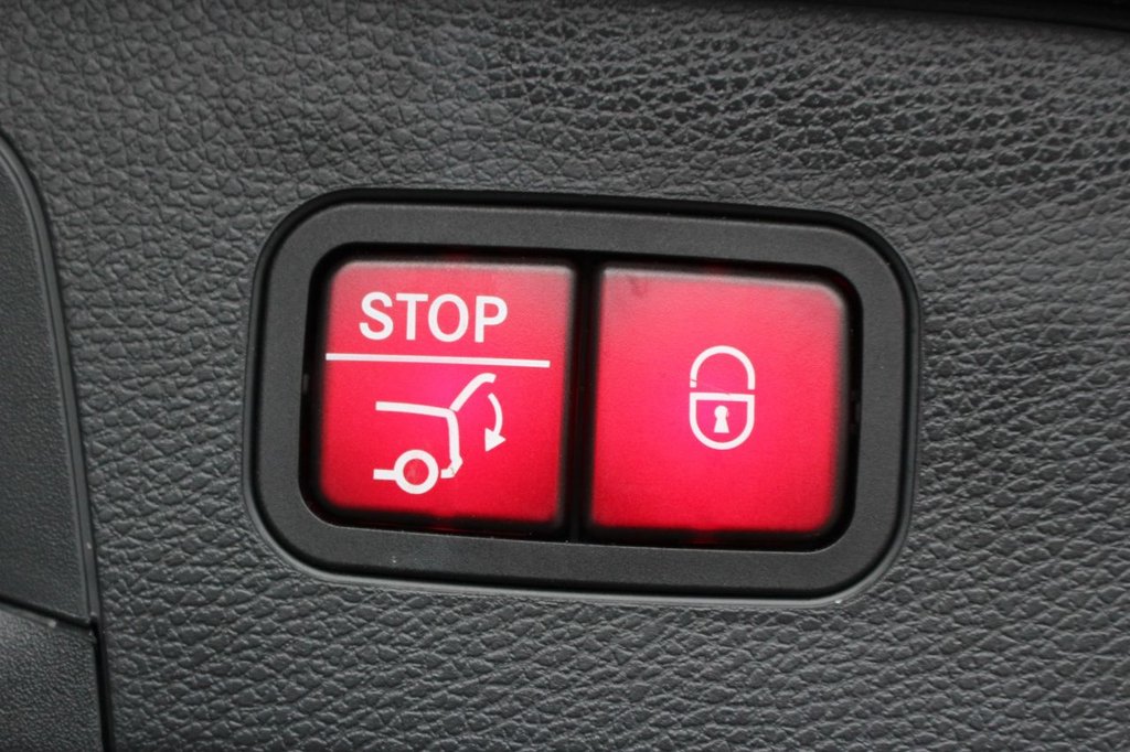 Used Mercedes-Benz EQC 2021 for sale - 77263431: Photo 9