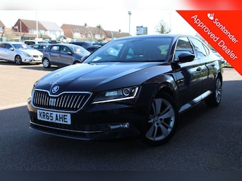 Used Skoda Superb 2015 for sale - 77890885: Photo