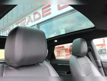 Used Land Rover Range Rover Evoque 2019 for sale - 78749257: Photo